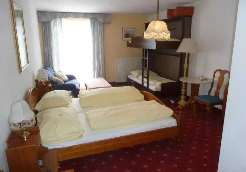 Fotos del hotel Kur &  Mozart:  2