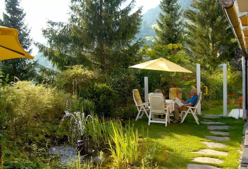 Fotos del hotel Wohlfühl & Genusshotel Felsenhof:  14