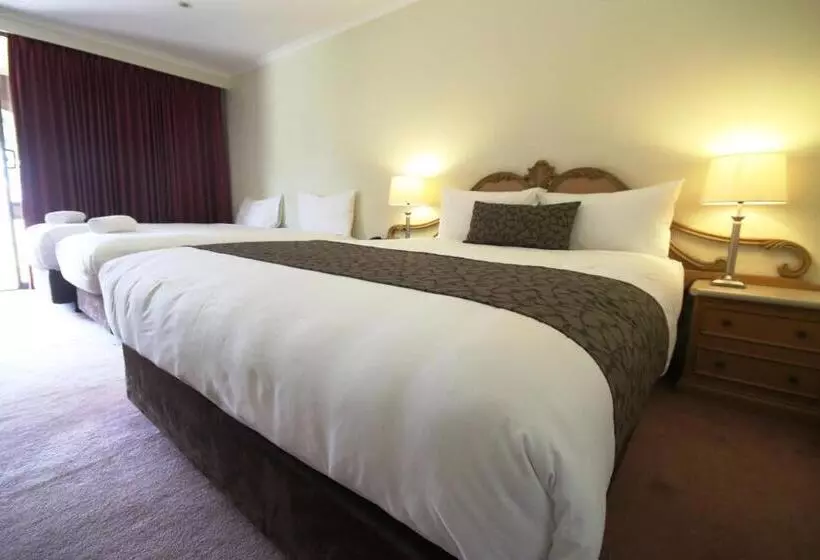 Fotos del hotel Bell Tower Inn:  14