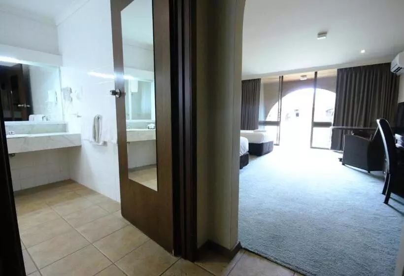 Fotos del hotel Bell Tower Inn:  7