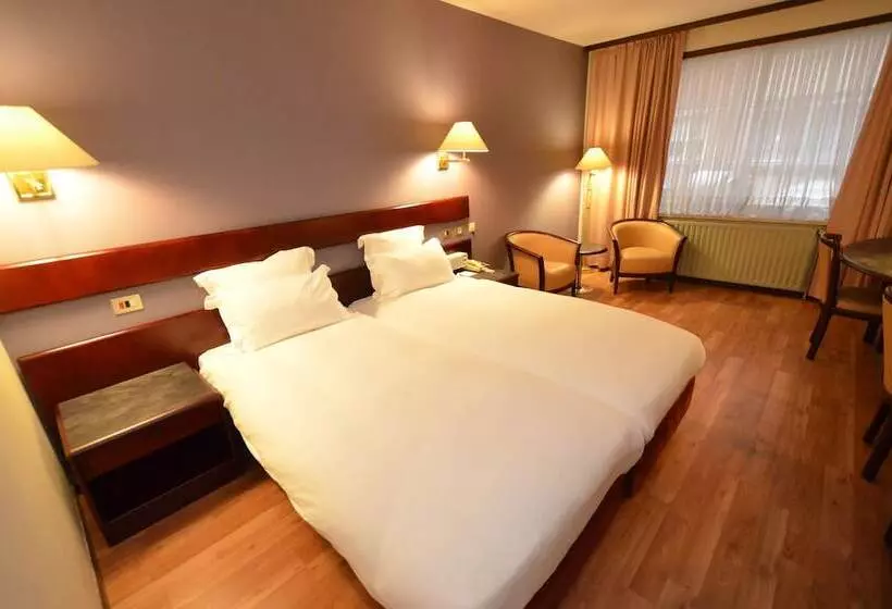 Fotos del hotel Bedford Hotel & Congress Centre:  2