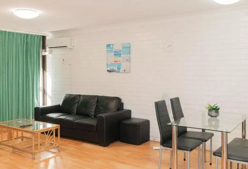 Fotos del hotel Trickett Gardens Holiday Inn:  24