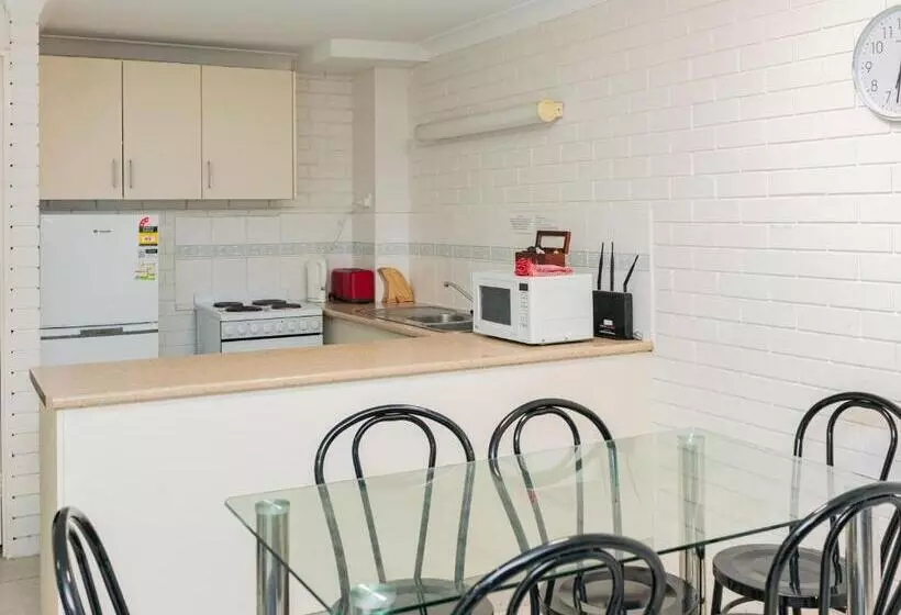 Fotos del hotel Trickett Gardens Holiday Inn:  9