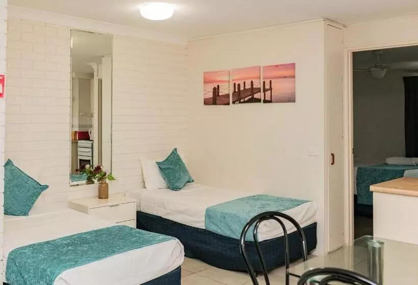 Fotos del hotel Trickett Gardens Holiday Inn:  14