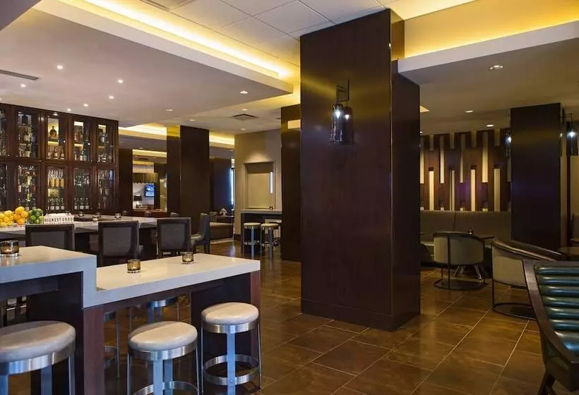 Fotos del hotel Calgary Marriott Downtown Hotel:  5