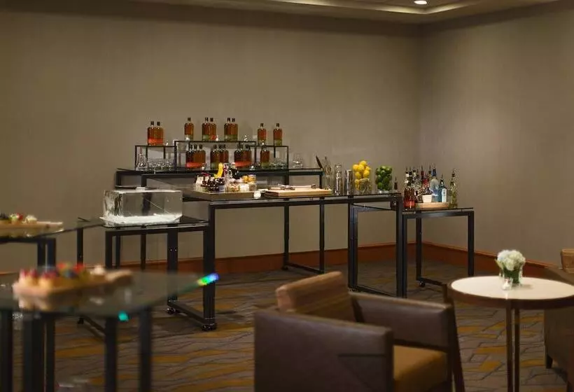 Fotos del hotel Calgary Marriott Downtown Hotel:  2