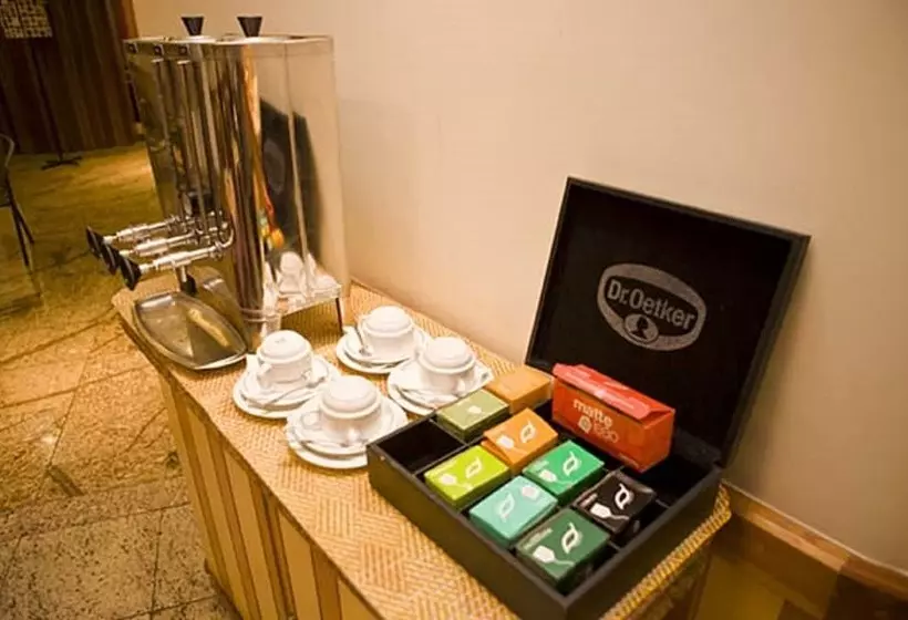 Fotos del hotel Carillon Plaza:  10