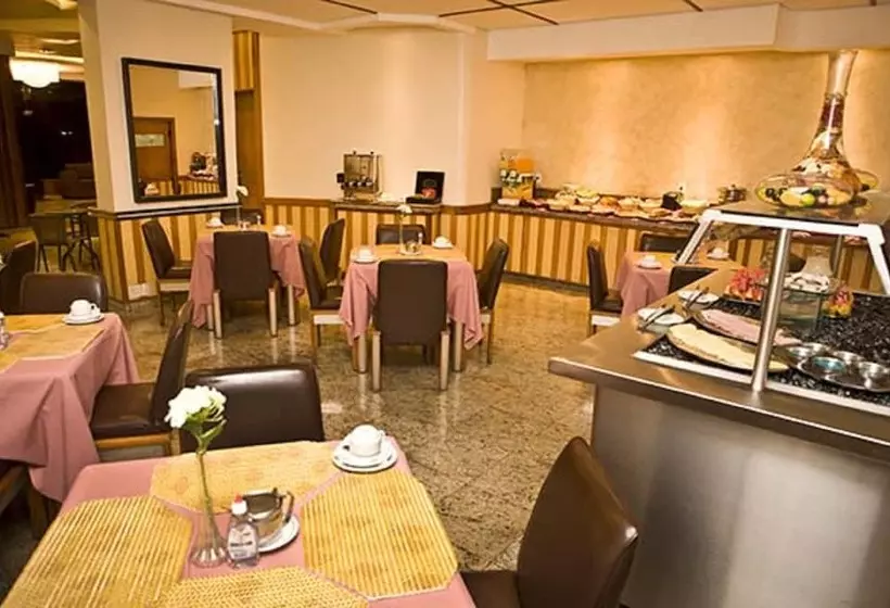 Fotos del hotel Carillon Plaza:  4