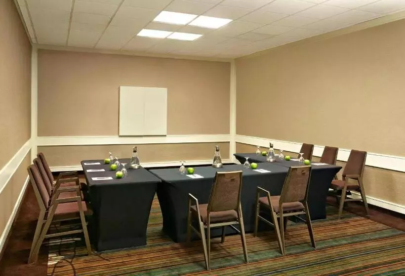 Fotos del hotel Sheraton Cavalier Calgary:  4