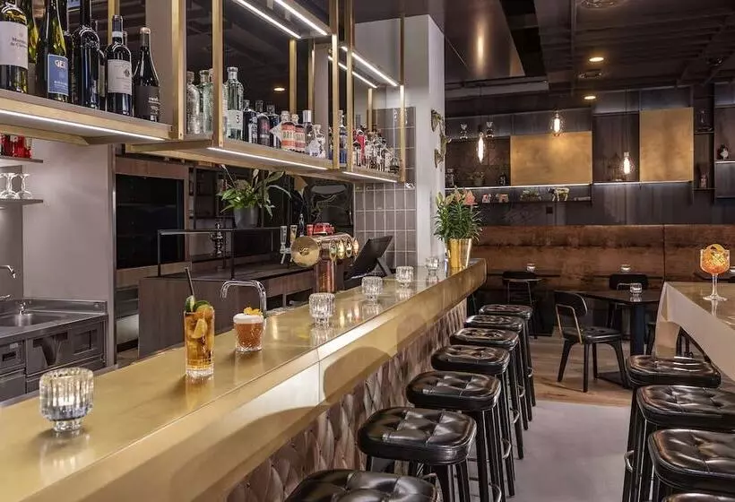 Fotos del hotel The Bristol - Hotel-bar-lounge - Bern, City Center:  12