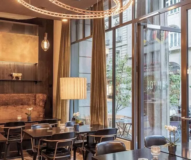 Fotos del hotel The Bristol - Hotel-bar-lounge - Bern, City Center:  32