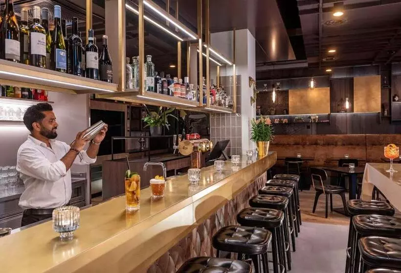 Fotos del hotel The Bristol - Hotel-bar-lounge - Bern, City Center:  14