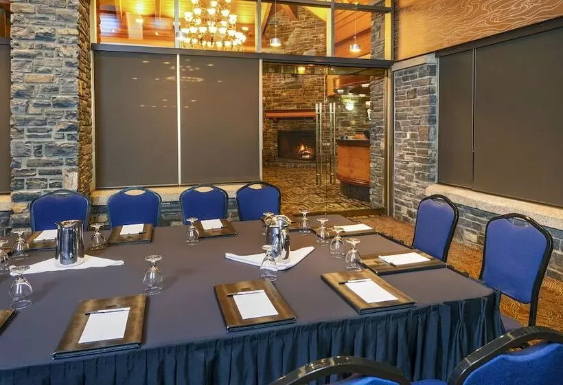 Fotos del hotel Royal Canadian Lodge:  22