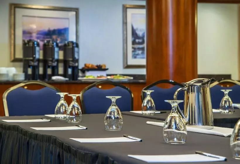 Fotos del hotel Royal Canadian Lodge:  25