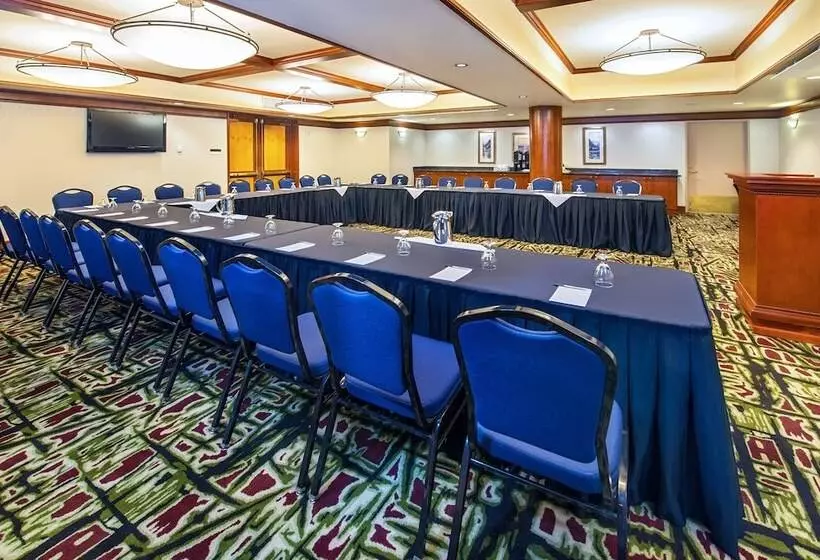 Fotos del hotel Royal Canadian Lodge:  20