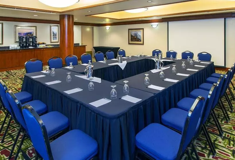 Fotos del hotel Royal Canadian Lodge:  13