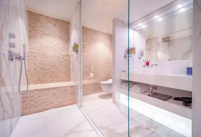 Fotos del hotel Bristol:  6