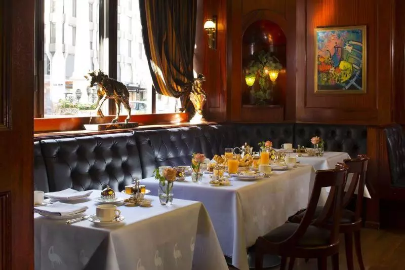 Fotos del hotel Hôtel De La Cigogne:  4