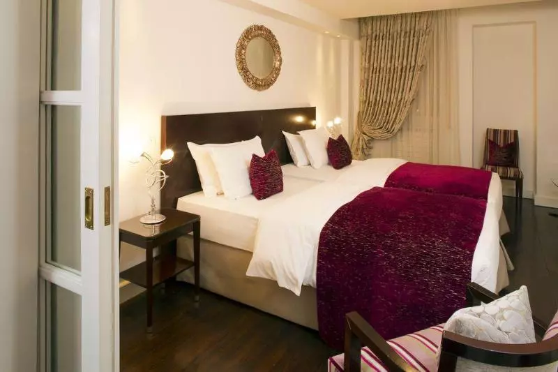 Fotos del hotel Hôtel De La Cigogne:  11