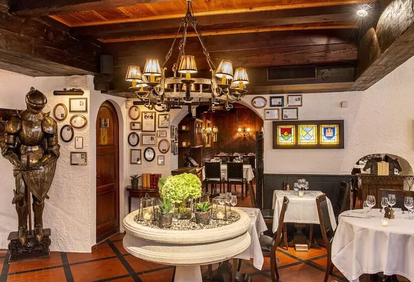 Fotos del hotel Les Armures:  16