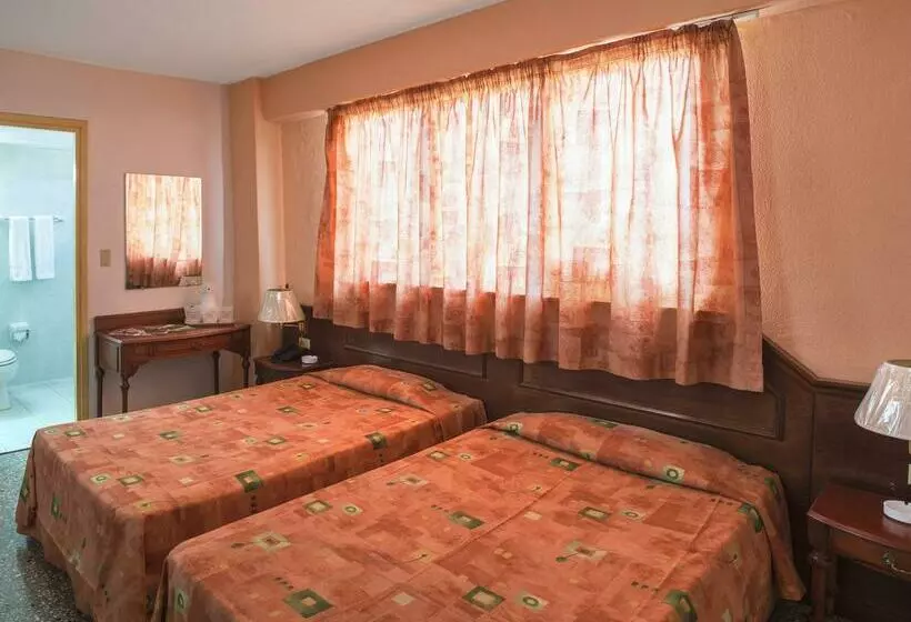 Fotos del hotel Deauville:  8