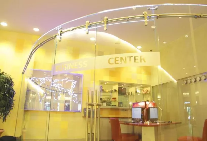 Fotos del hotel Steglitz International:  10