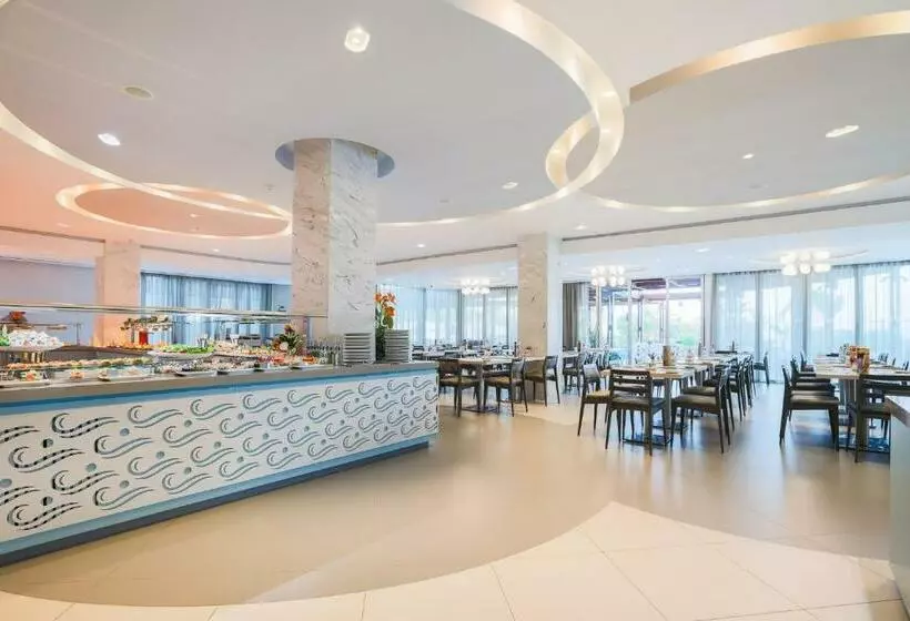 Fotos del hotel Vassos Nissi Plage  & Spa:  13