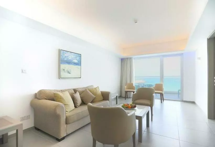 Fotos del hotel Vassos Nissi Plage  & Spa:  2