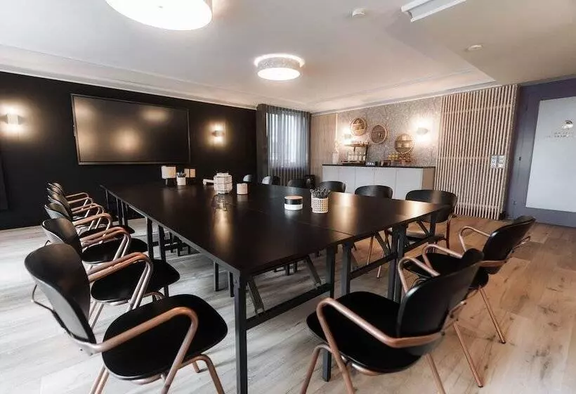 Fotos del hotel Am Augustinerplatz:  8