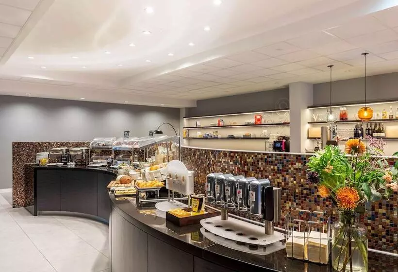 Fotos del hotel Mercure  Düsseldorf Zentrum:  9