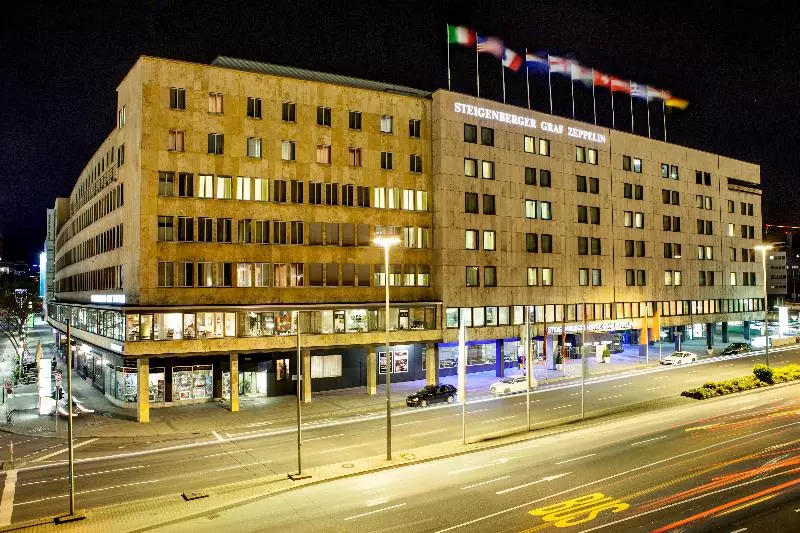 Fotos del hotel Steigenberger Graf Zeppelin:  1