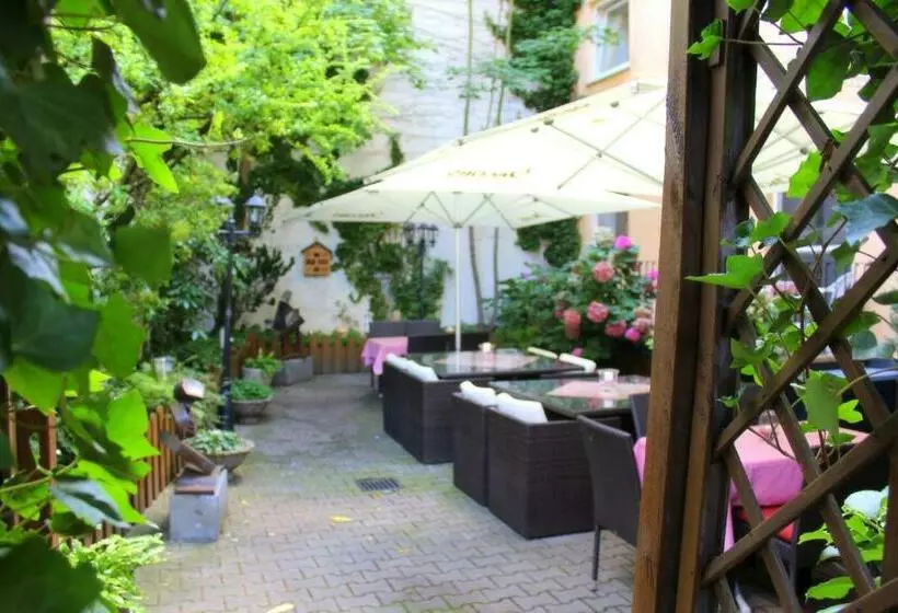 Fotos del hotel Am Heideloffplatz:  4