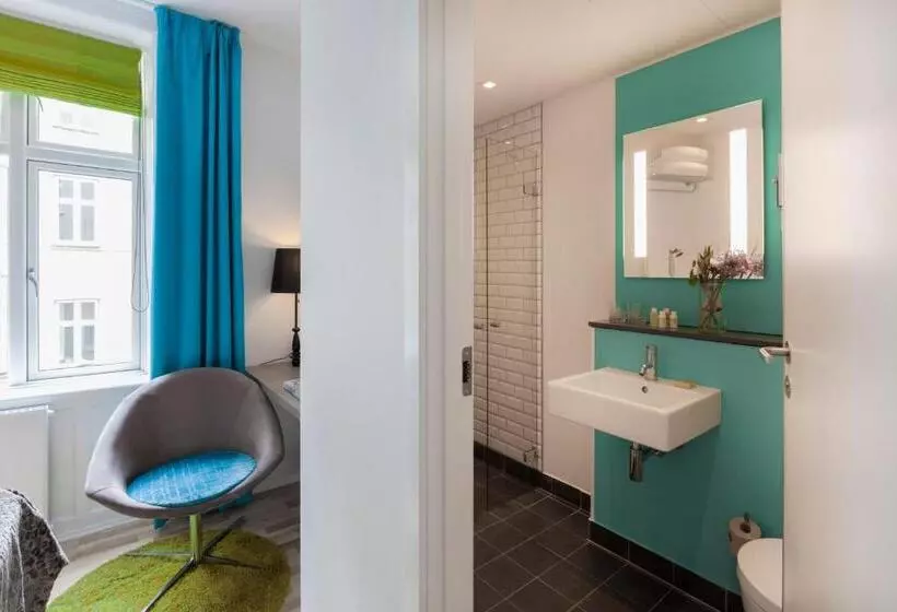 Fotos del hotel Andersen Boutique:  16