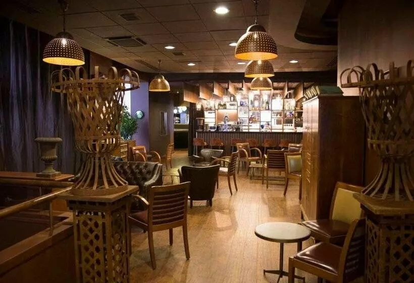 Fotos del hotel Ibis Paris Tour Eiffel Cambronne 15ème:  12