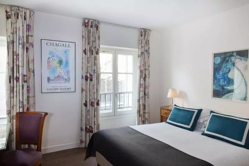 Fotos del hotel Hôtel De La Place Du Louvre  Esprit De France:  21