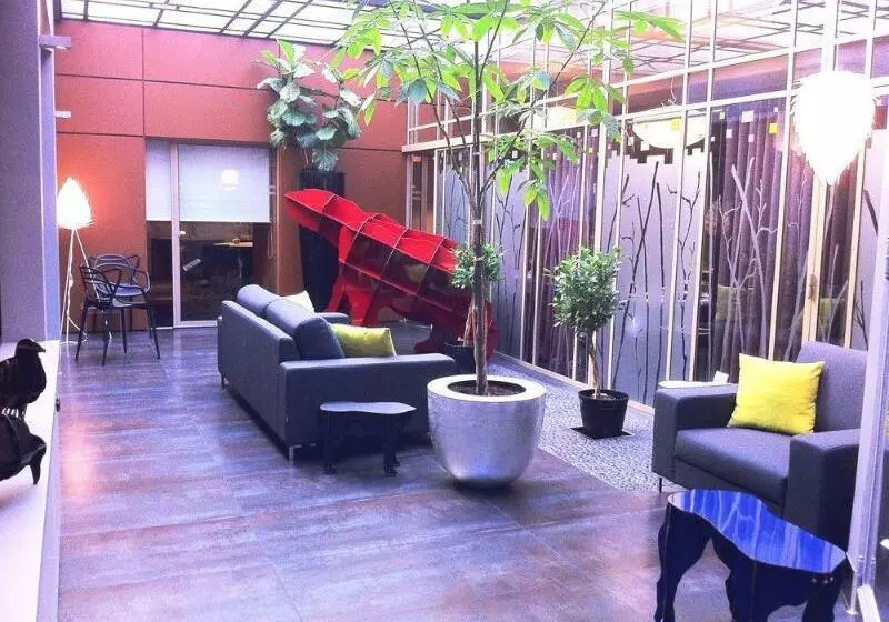 Fotos del hotel Hostellerie Du Chapeau Rouge:  6