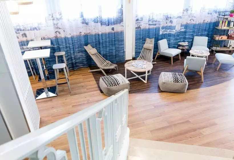 Fotos del hotel Ibis Styles Marseille Centre Prado Castellane:  16