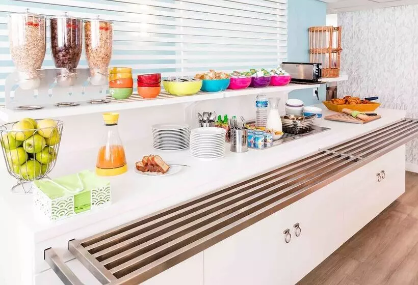 Fotos del hotel Ibis Styles Marseille Centre Prado Castellane:  7