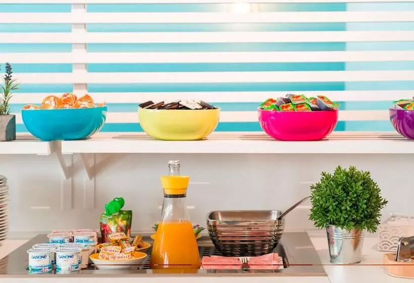 Fotos del hotel Ibis Styles Marseille Centre Prado Castellane:  4