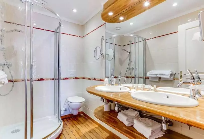 Fotos del hotel Kyriad Saint Malo Centre Plage:  18