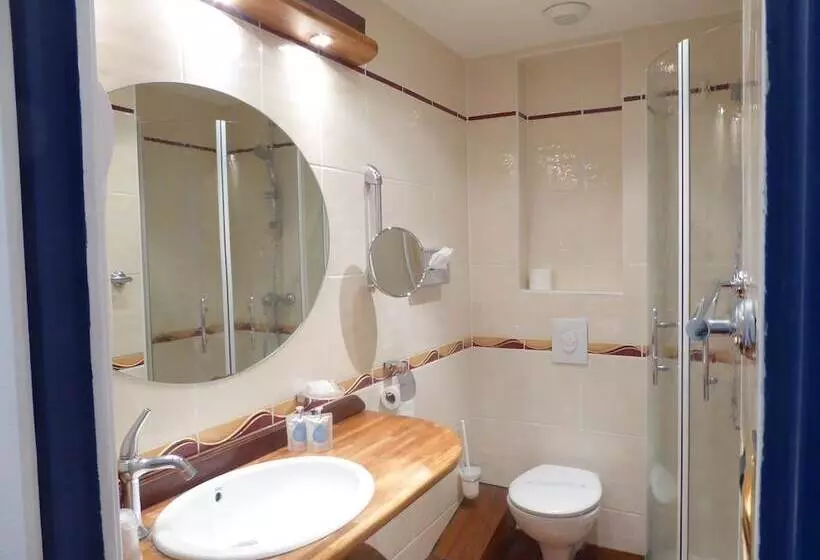 Fotos del hotel Kyriad Saint Malo Centre Plage:  4