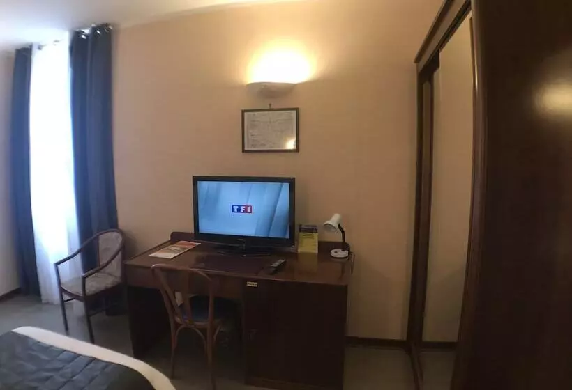 Fotos del hotel Hôtel Vesuvio:  15