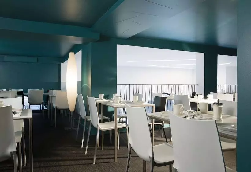 Fotos del hotel Hôtel Diana Dauphine  Room Service Disponible:  12