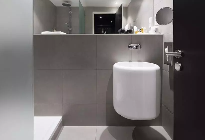 Fotos del hotel Hôtel Diana Dauphine  Room Service Disponible:  5