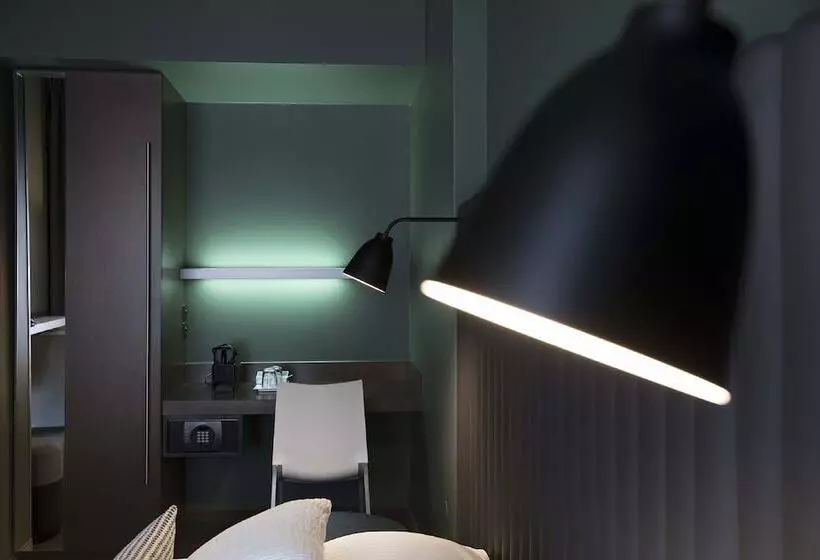 Fotos del hotel Hôtel Diana Dauphine  Room Service Disponible:  25