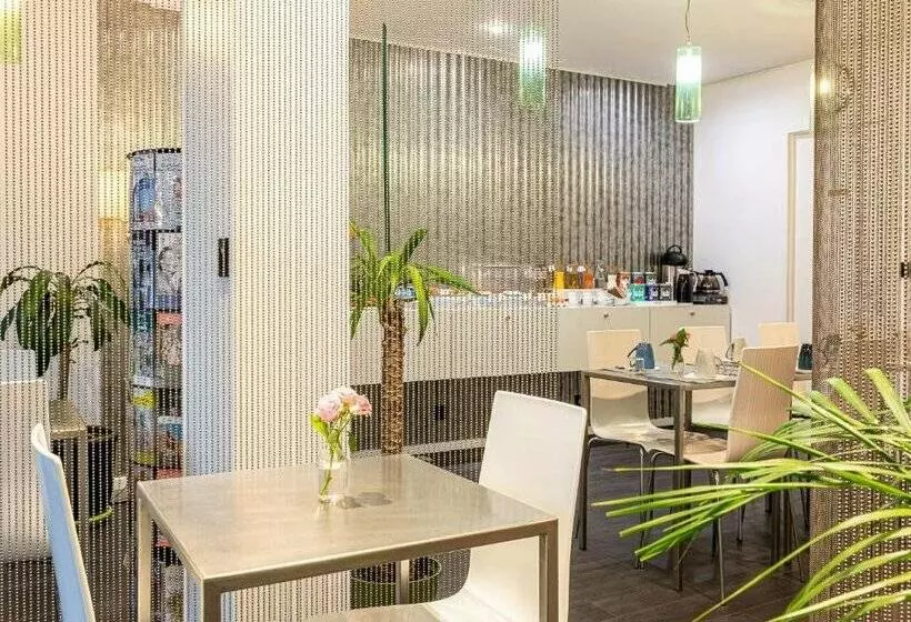 Fotos del hotel Glasgow Monceau By Patrick Hayat:  3