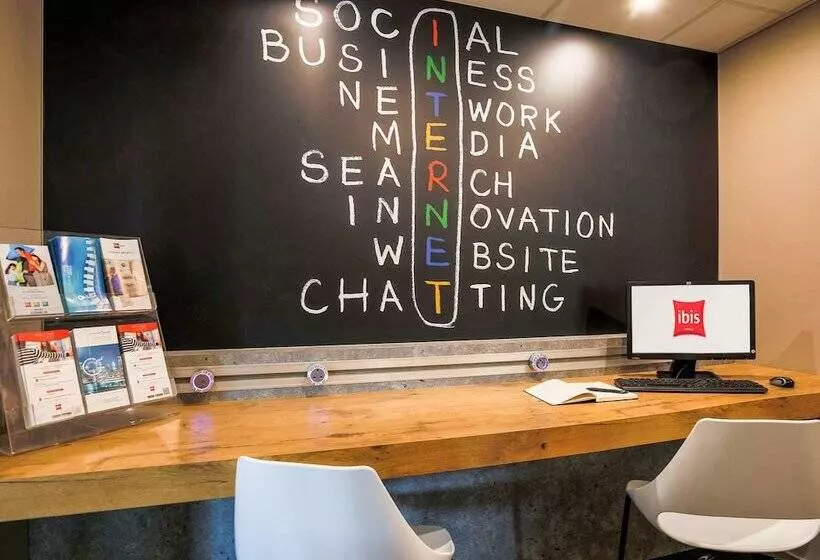 Fotos del hotel Ibis Carcassonne Est La Cité:  5