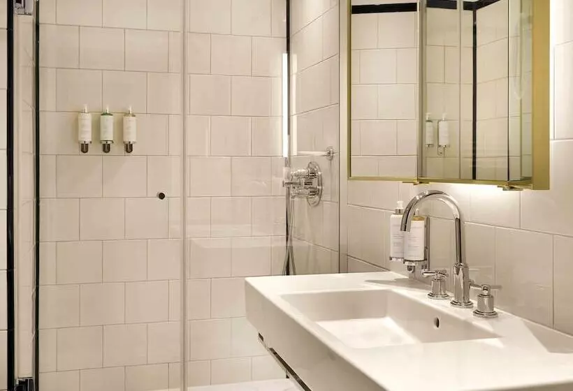 Fotos del hotel Hôtel L Echiquier Opéra Paris  Mgallery:  7