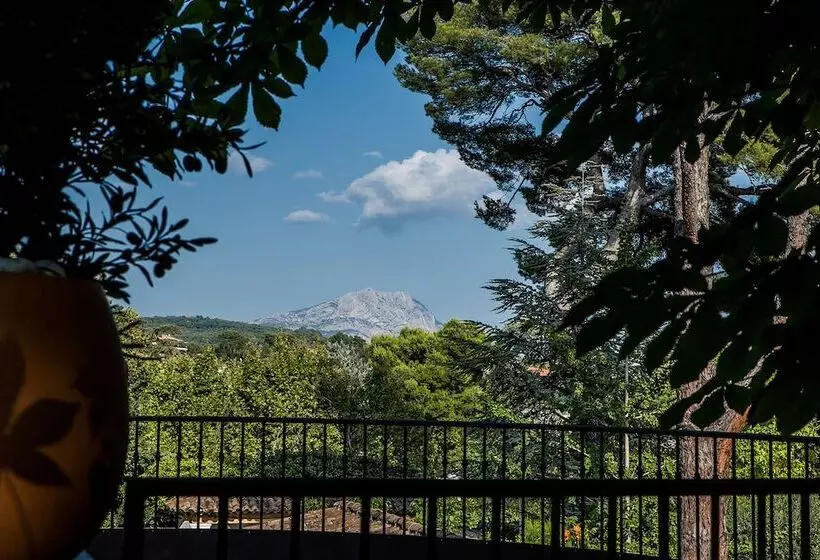 Fotos del hotel Le Pigonnet - Esprit De France:  7