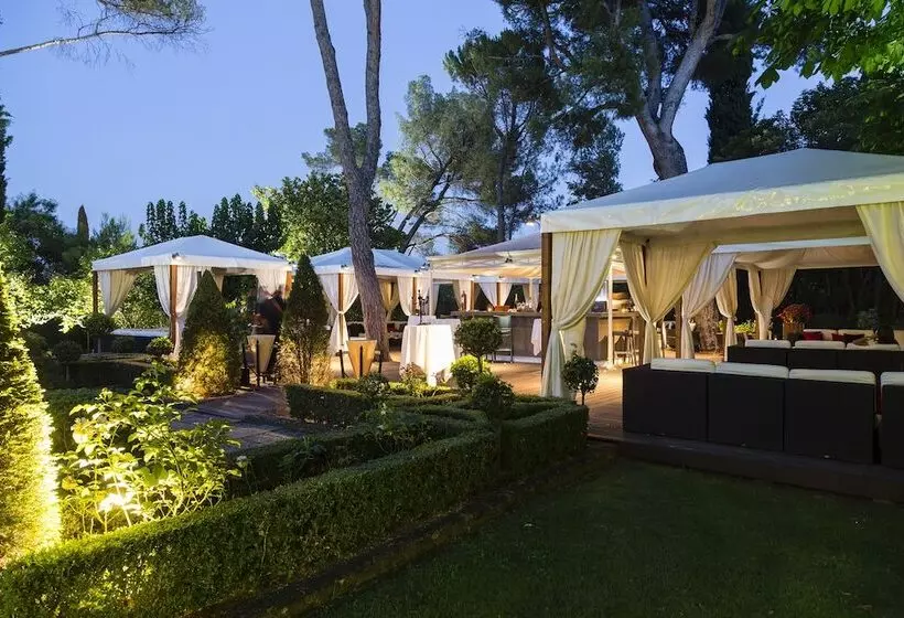 Fotos del hotel Le Pigonnet - Esprit De France:  23